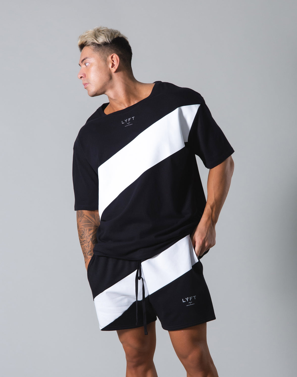 Angle Wide Line Big T-shirts - Black