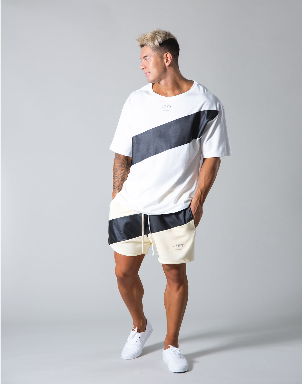 Angle Wide Line Big T-shirts - White