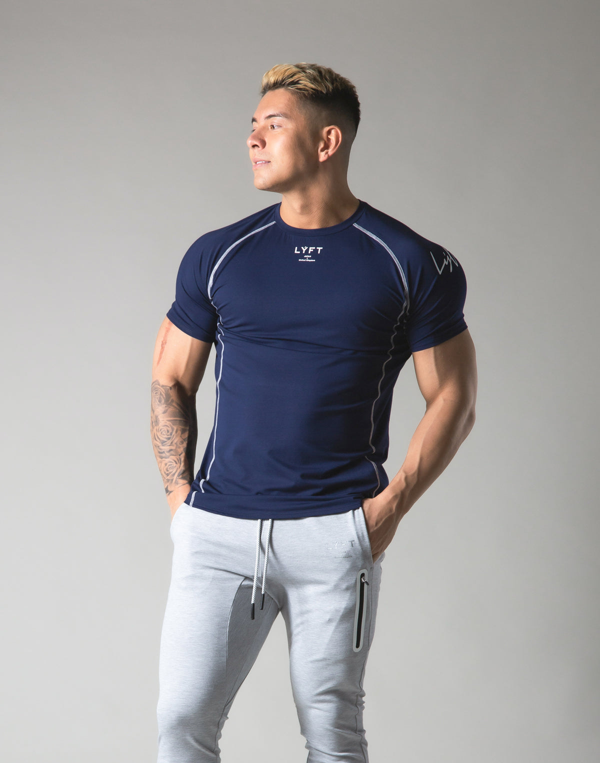 Script Logo Stretch Slim Fit T-Shirt - Navy