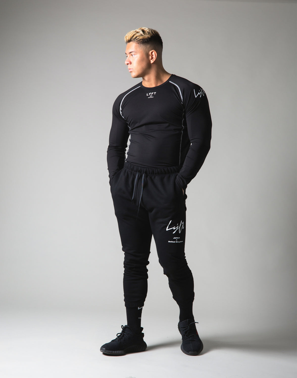 Script Logo Slim Fit Long Sleeve T-Shirt - Black