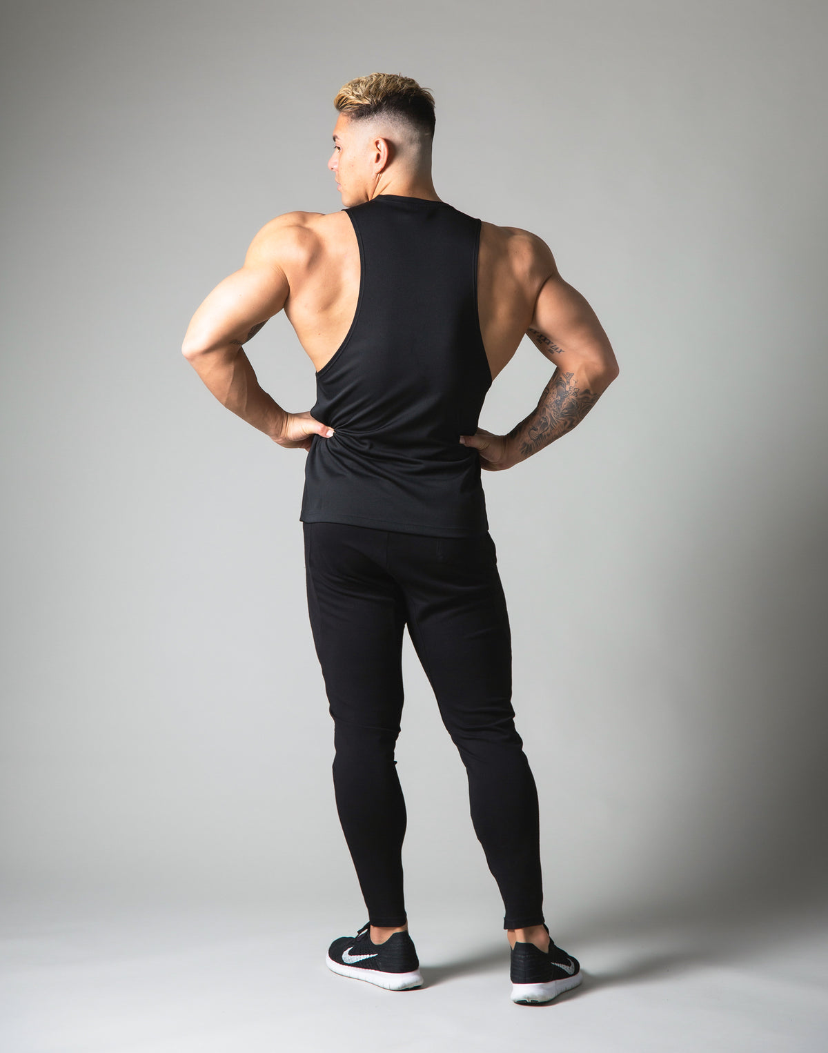 Silver Lion Mesh Tanktop - Black