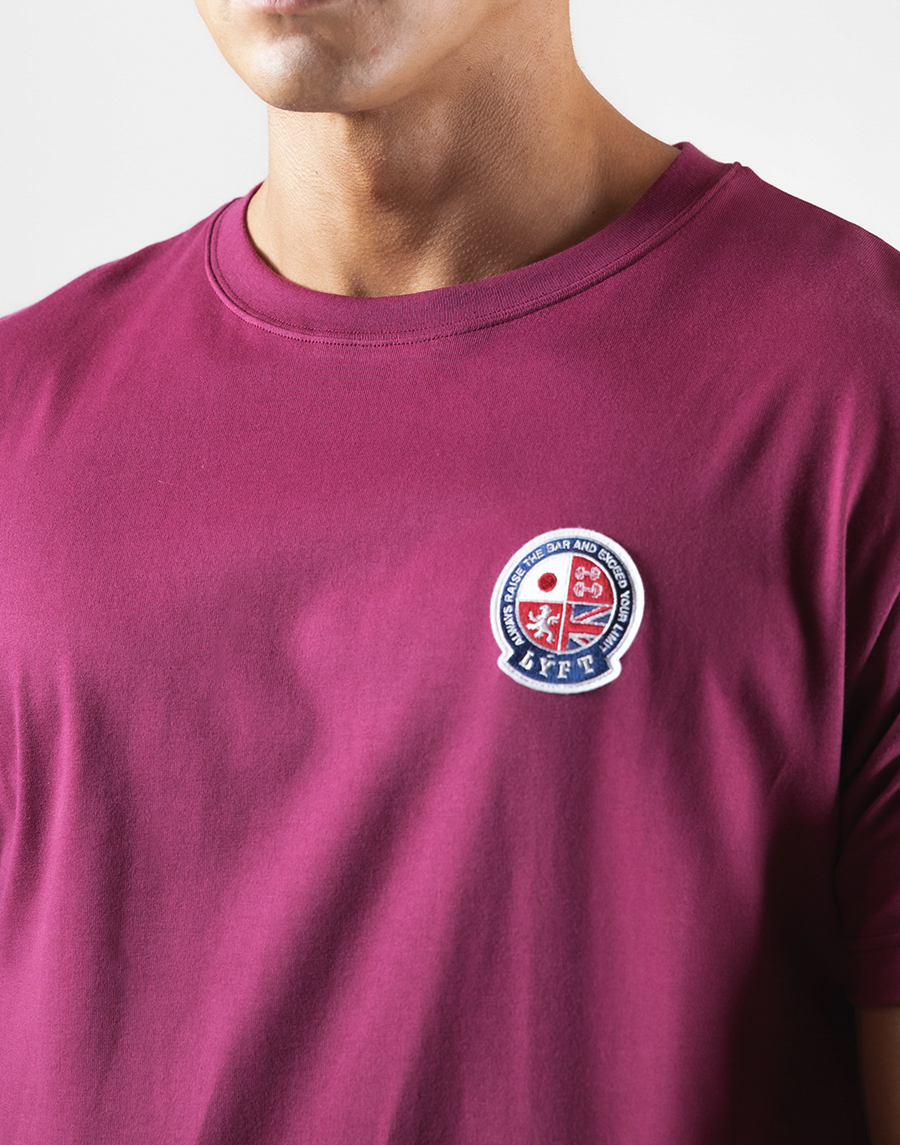 Emblem Wappen Standard T-Shirt - Red