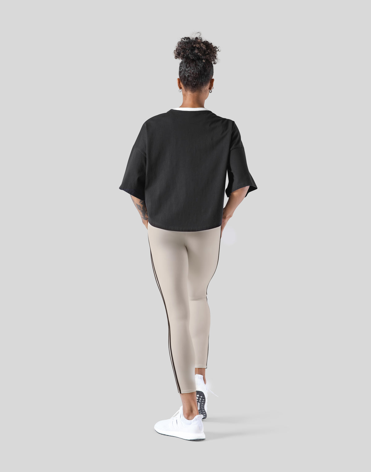 LÝFT Club Wide Cropped T-Shirt - Black