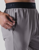 GÝM Stretch Tapered Pants - Grey