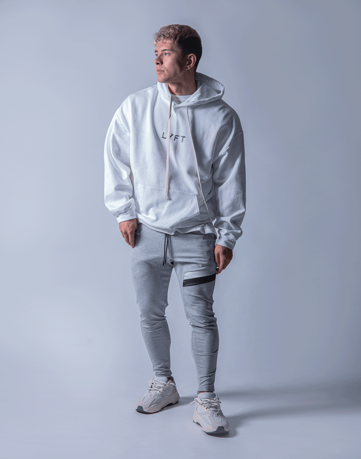 LÝFT Flag Sweat Pullover - White