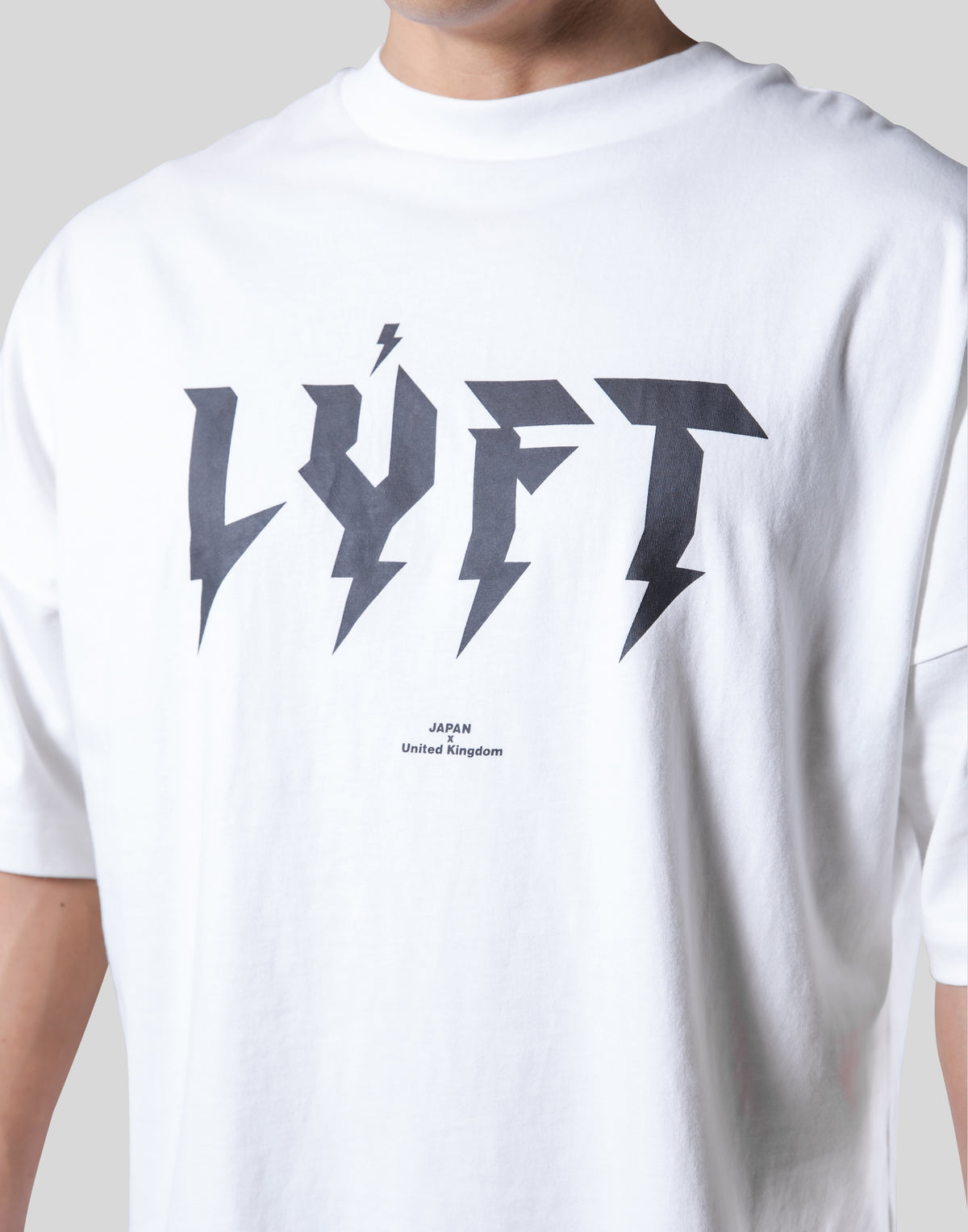 Thunder Logo Wide Shoulder Big T-Shirt - White