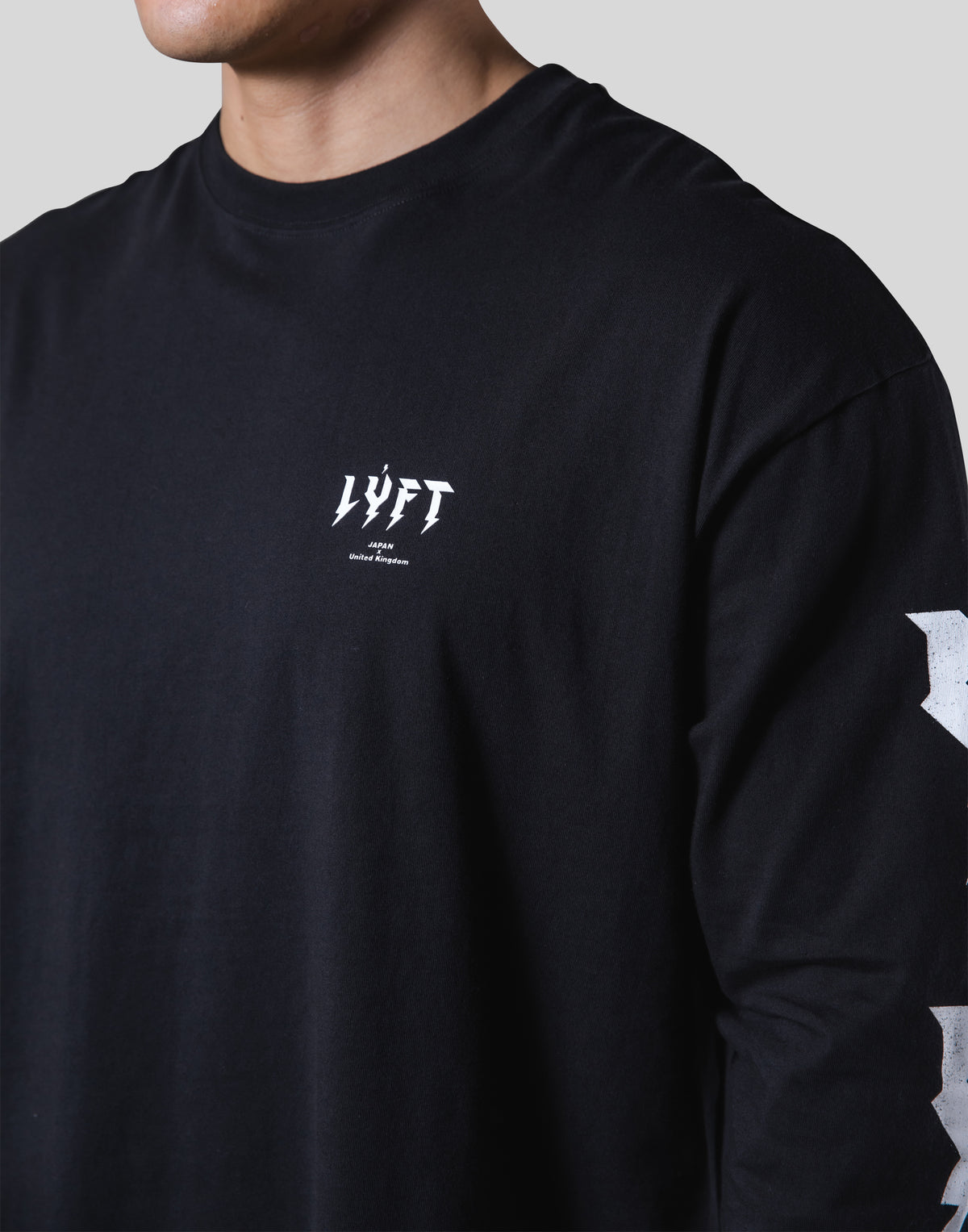 Thunder Y Sleeve Long T-Shirt - Black