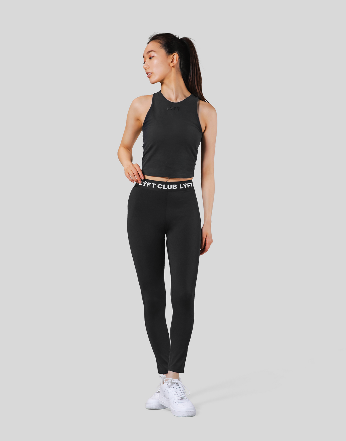Neck Logo Tanktop - Black