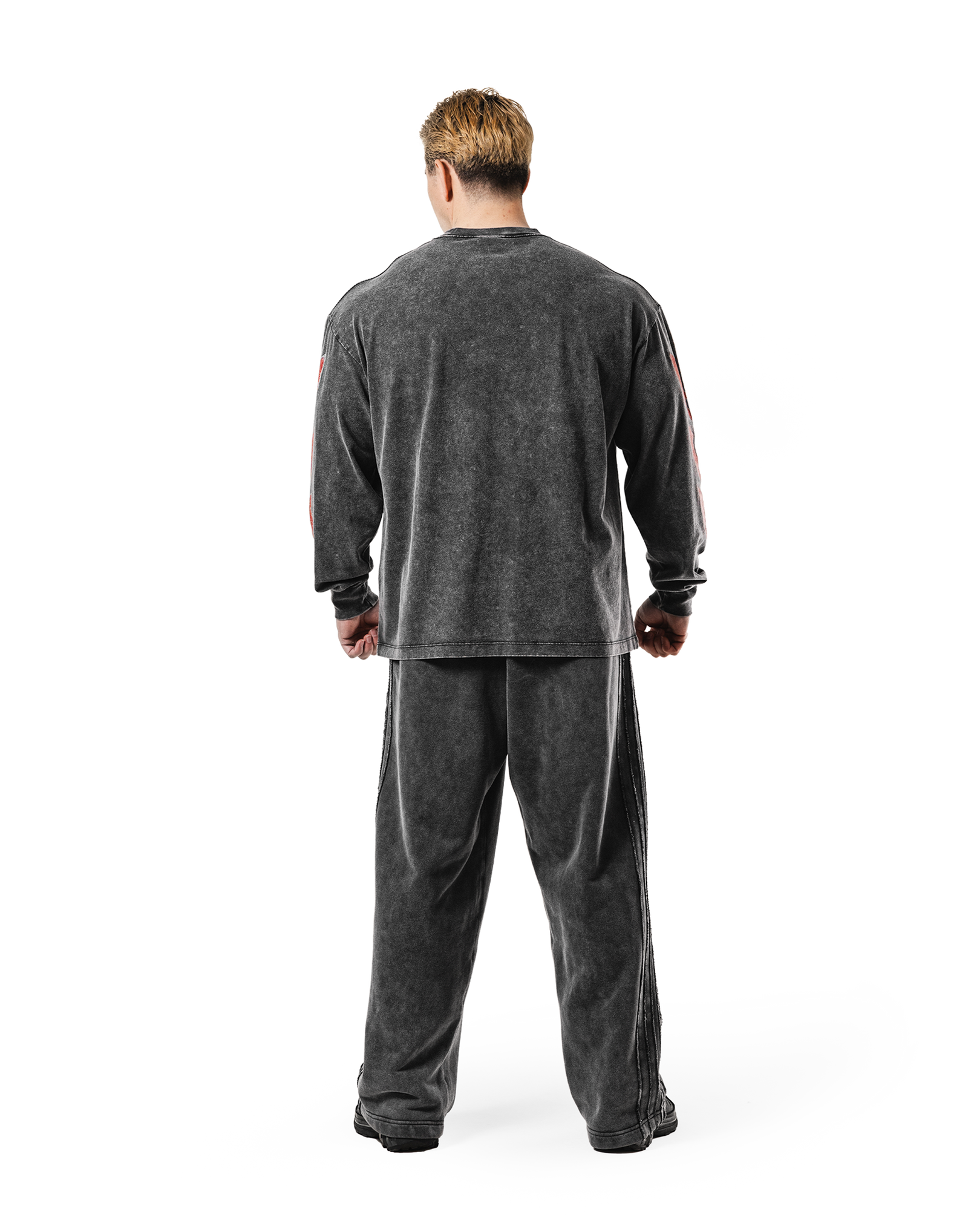 Fire Ý Graphic Long Sleeve T-Shirt - Black – LÝFT