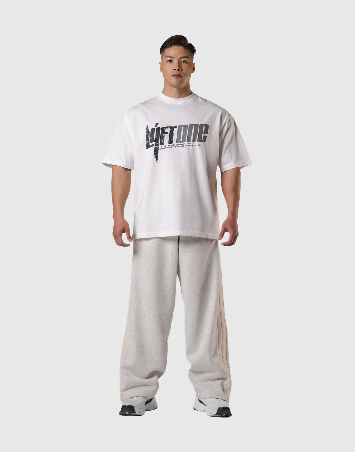 LÝFT ONE Graphic Big T-Shirt - White