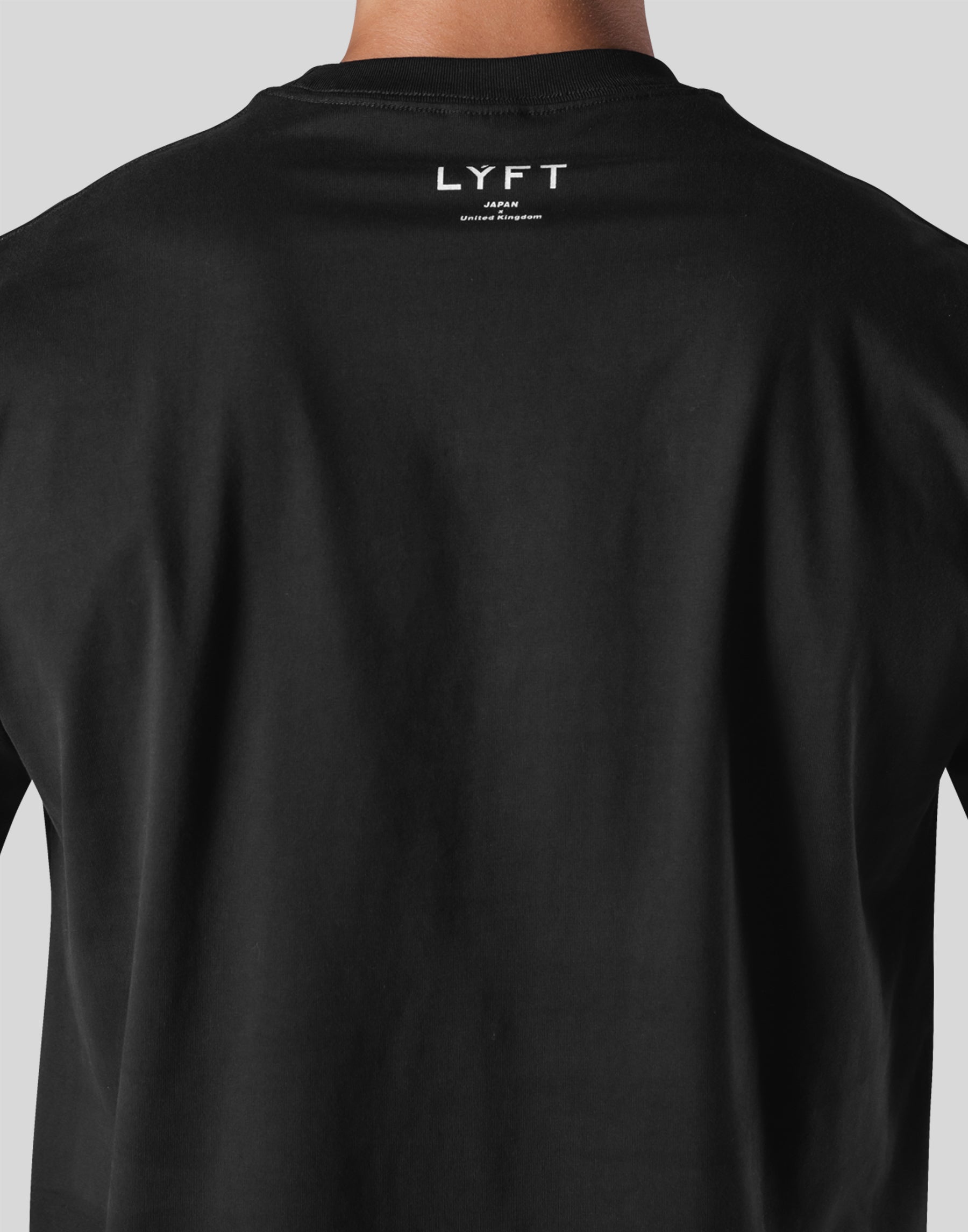 【LYFT】 DOG GRAPHIC VINTAGE BIG T-SHIRT Vintage Dog Graphic Big T-Shirt - Black – LÝFT