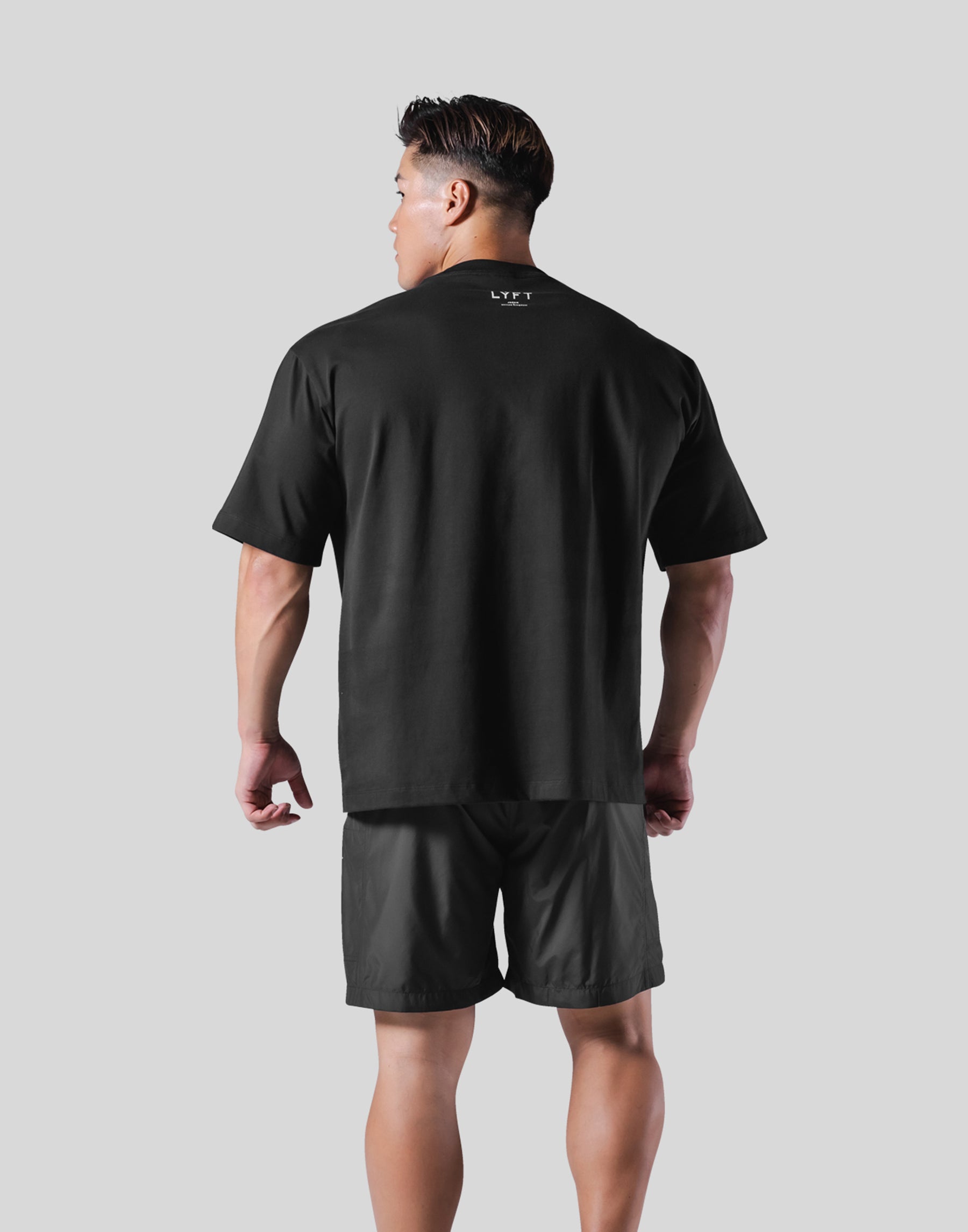【LYFT】 DOG GRAPHIC VINTAGE BIG T-SHIRT Vintage Dog Graphic Big T-Shirt - Black – LÝFT