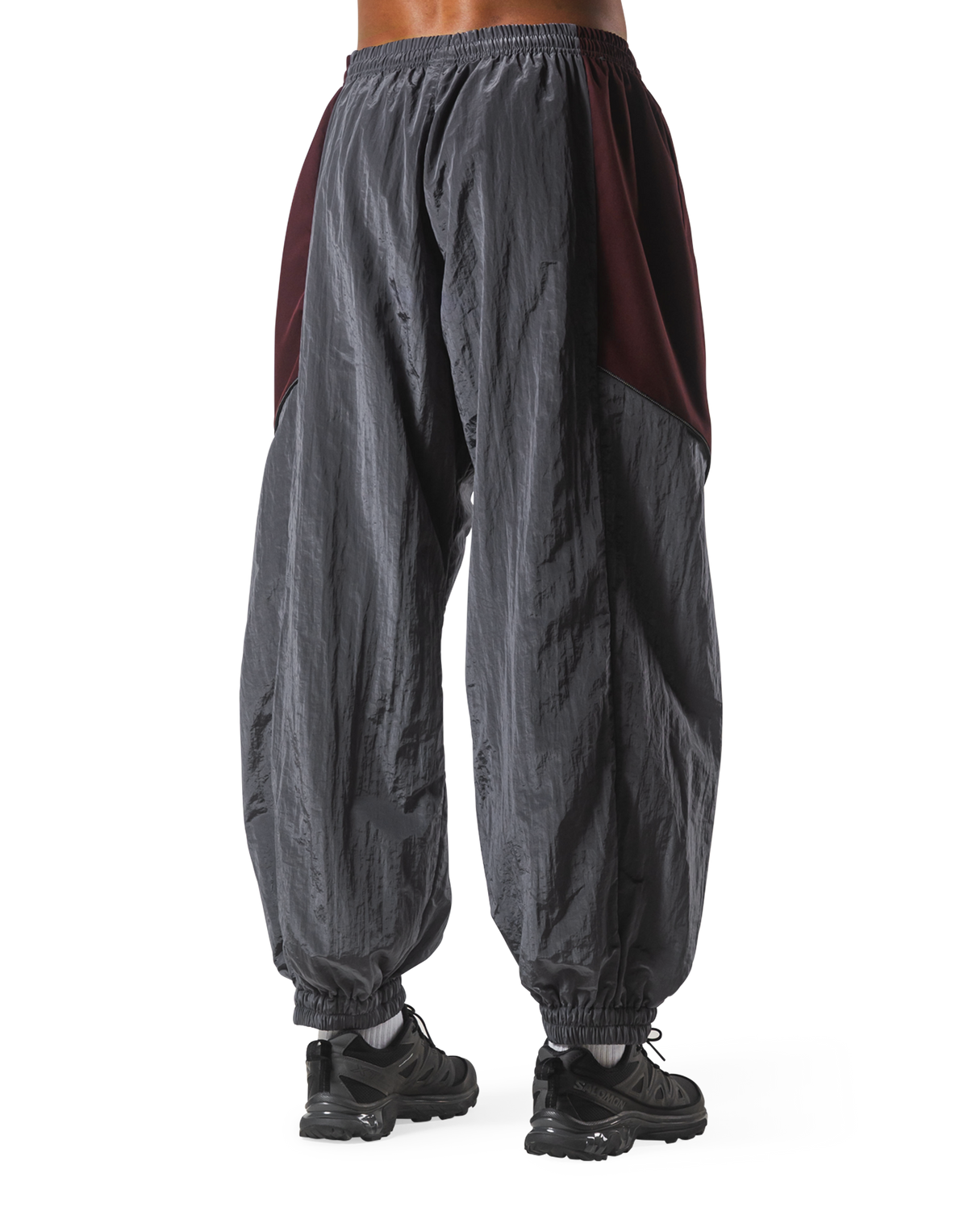 完売品　LYFT リフト　ナイロンパンツ Stretch Nylon Cargo Pants - Black – LÝFT