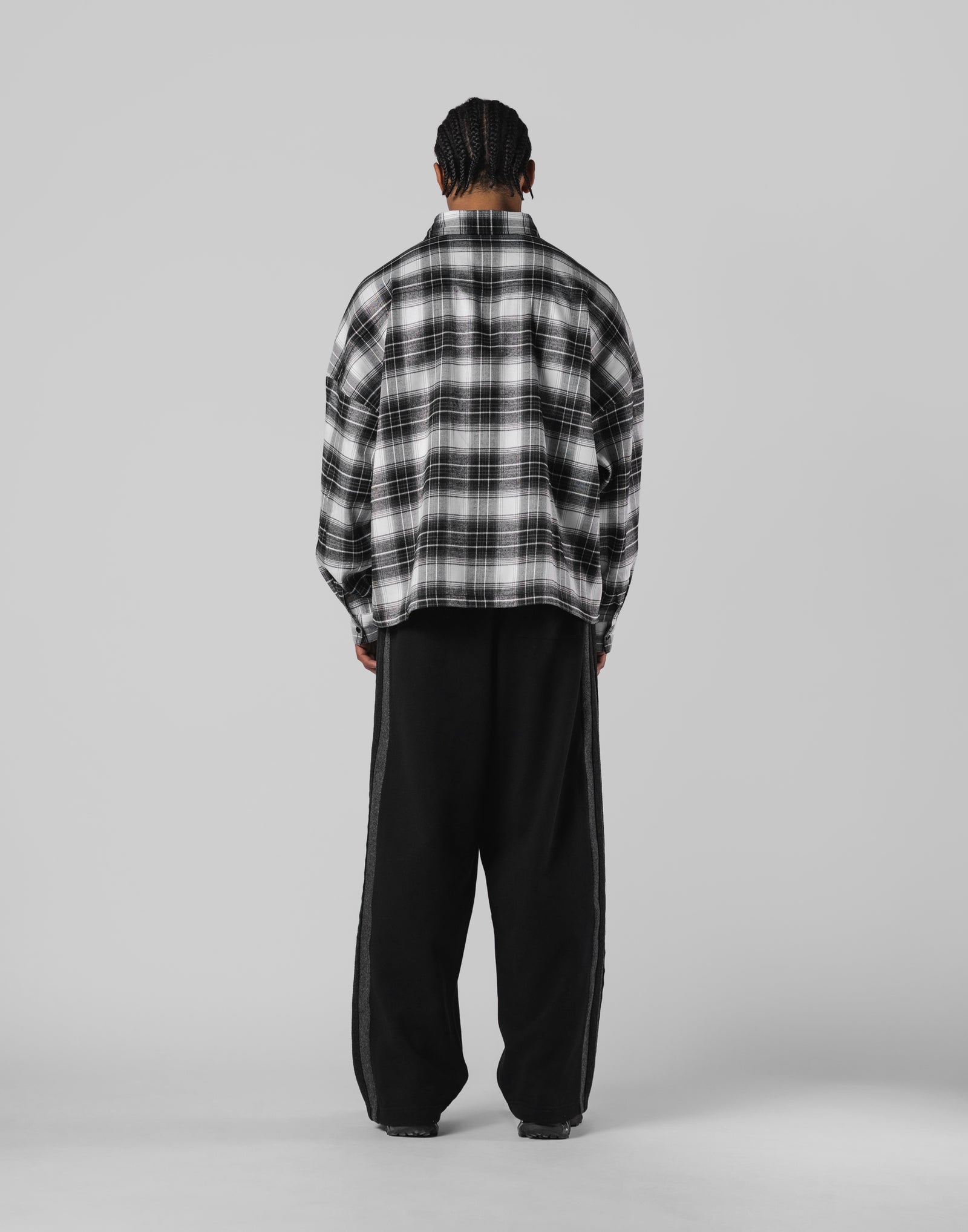 LYFT/リフト オーバーサイズチェックシャツ ブラック Script Logo Oversize Check Shirt - Black – LÝFT