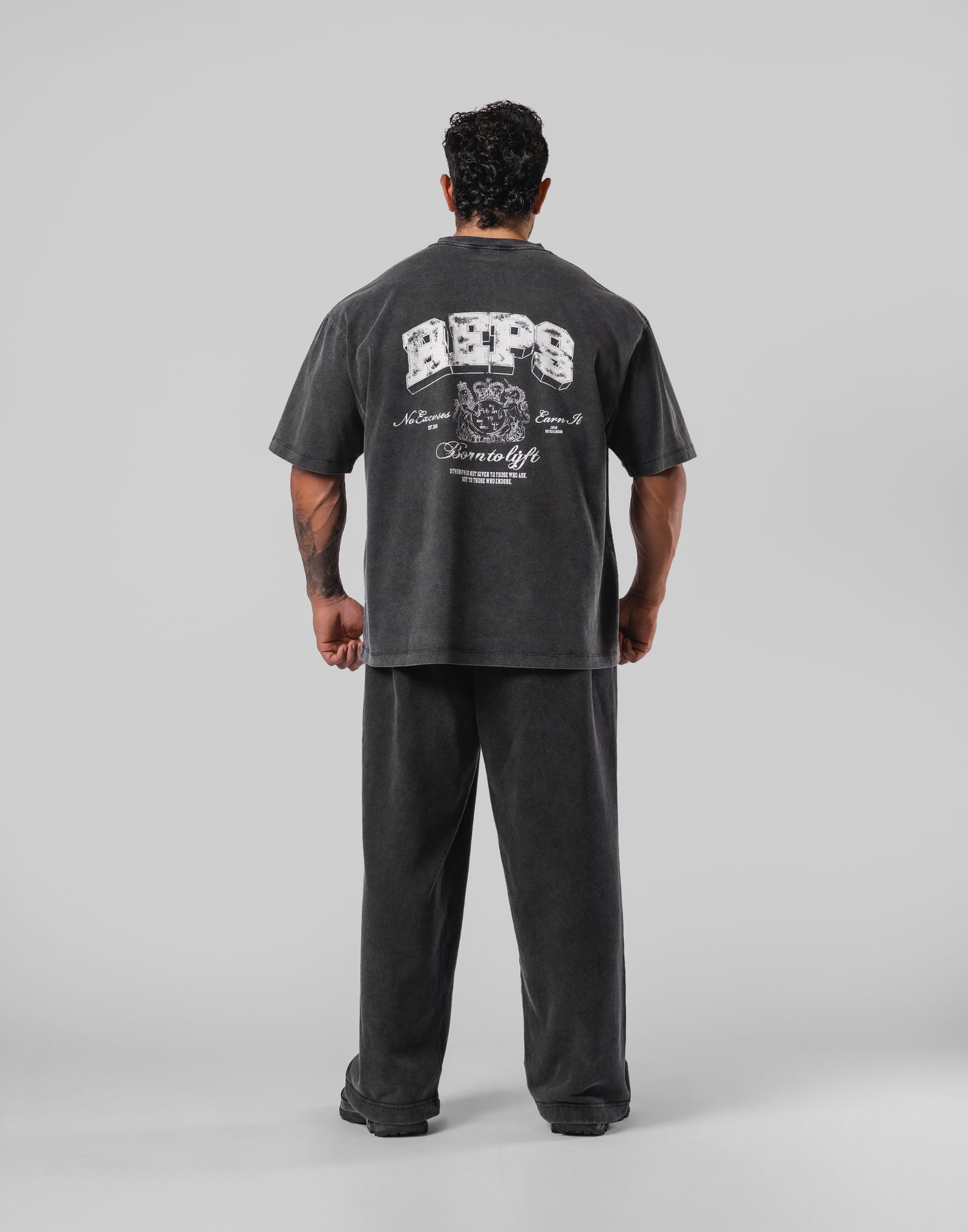 REPS Graphic Vintage Big T-Shirts - Black – LÝFT