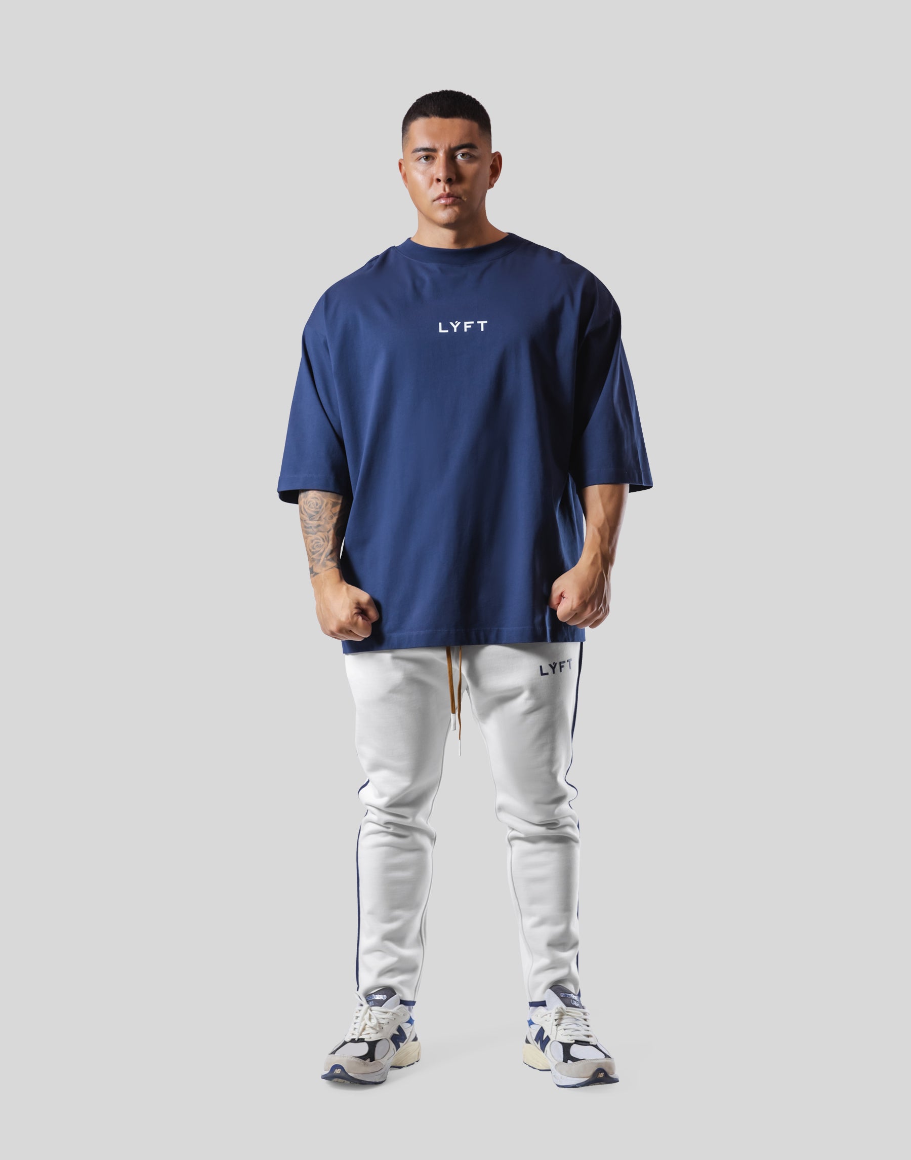 18 Logo Extra Big T-Shirt - Navy – LÝFT