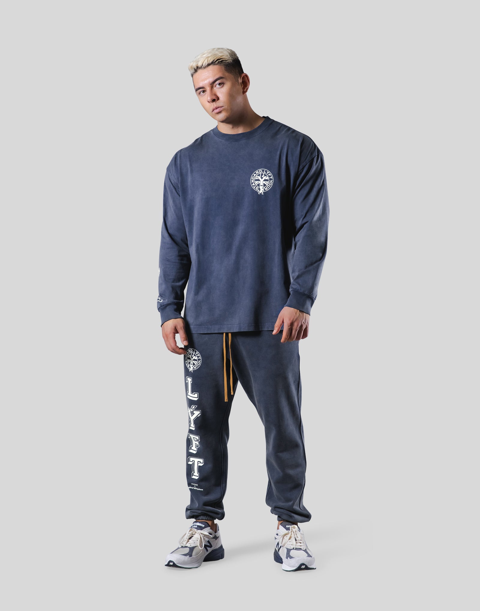 College Logo Vintage Long T-Shirt - Navy – LÝFT