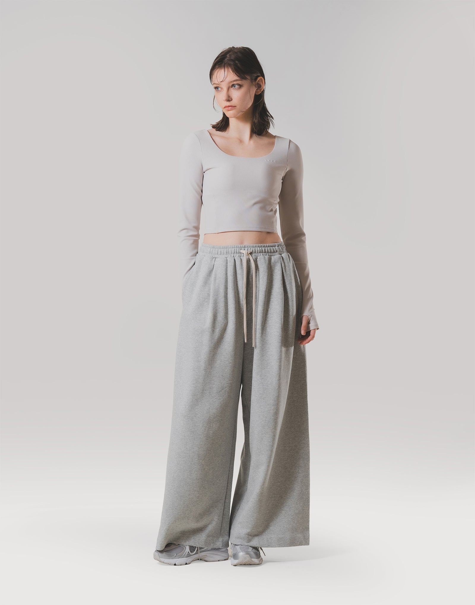 Square Neck Thumbhole Top - Beige – LÝFT
