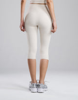 LÝFT Logo Capri Leggings - Ivory