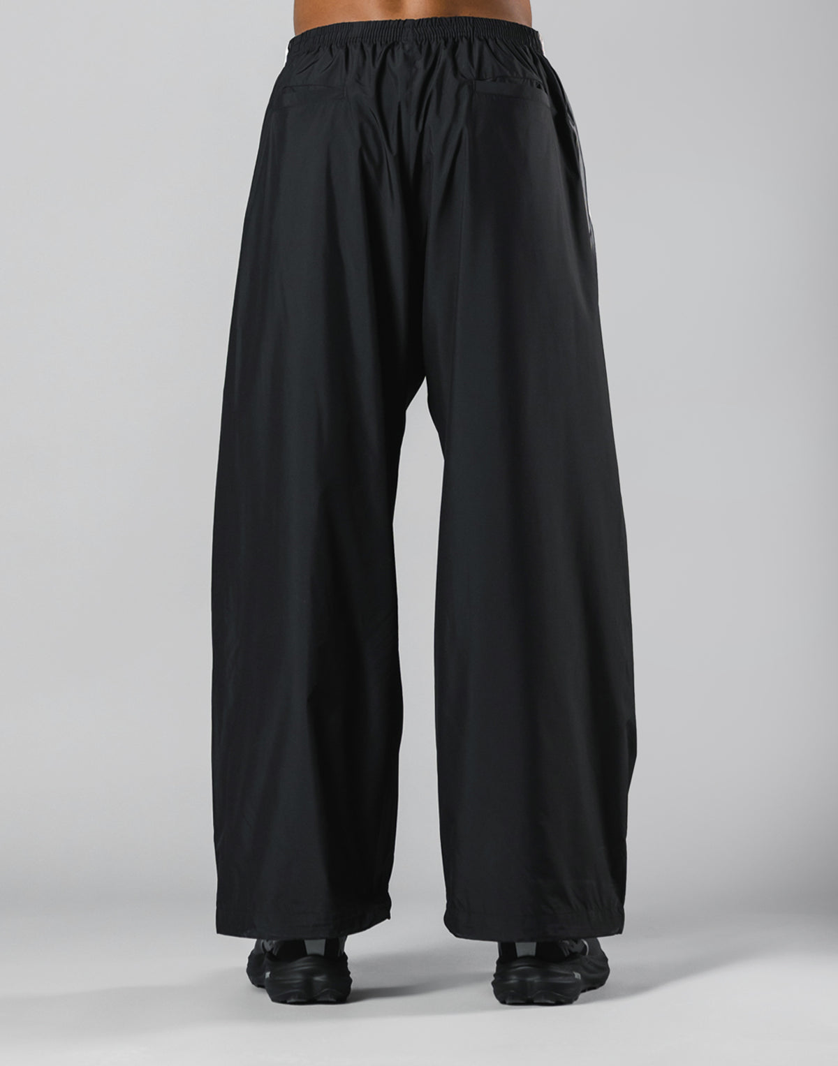 LYFT RELAX FIT MESH PANTS - Sサイズ Relax Fit Mesh Pants - D.Grey