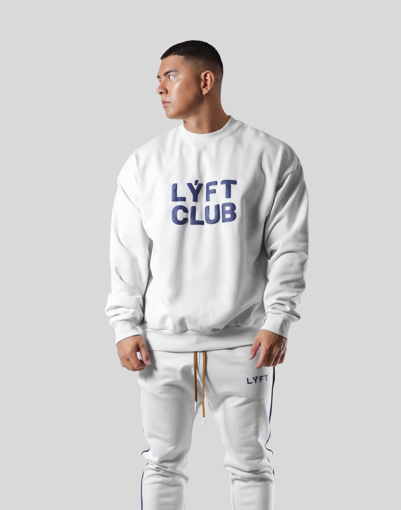 LÝFT CLUB Crewneck Sweat - Ivory