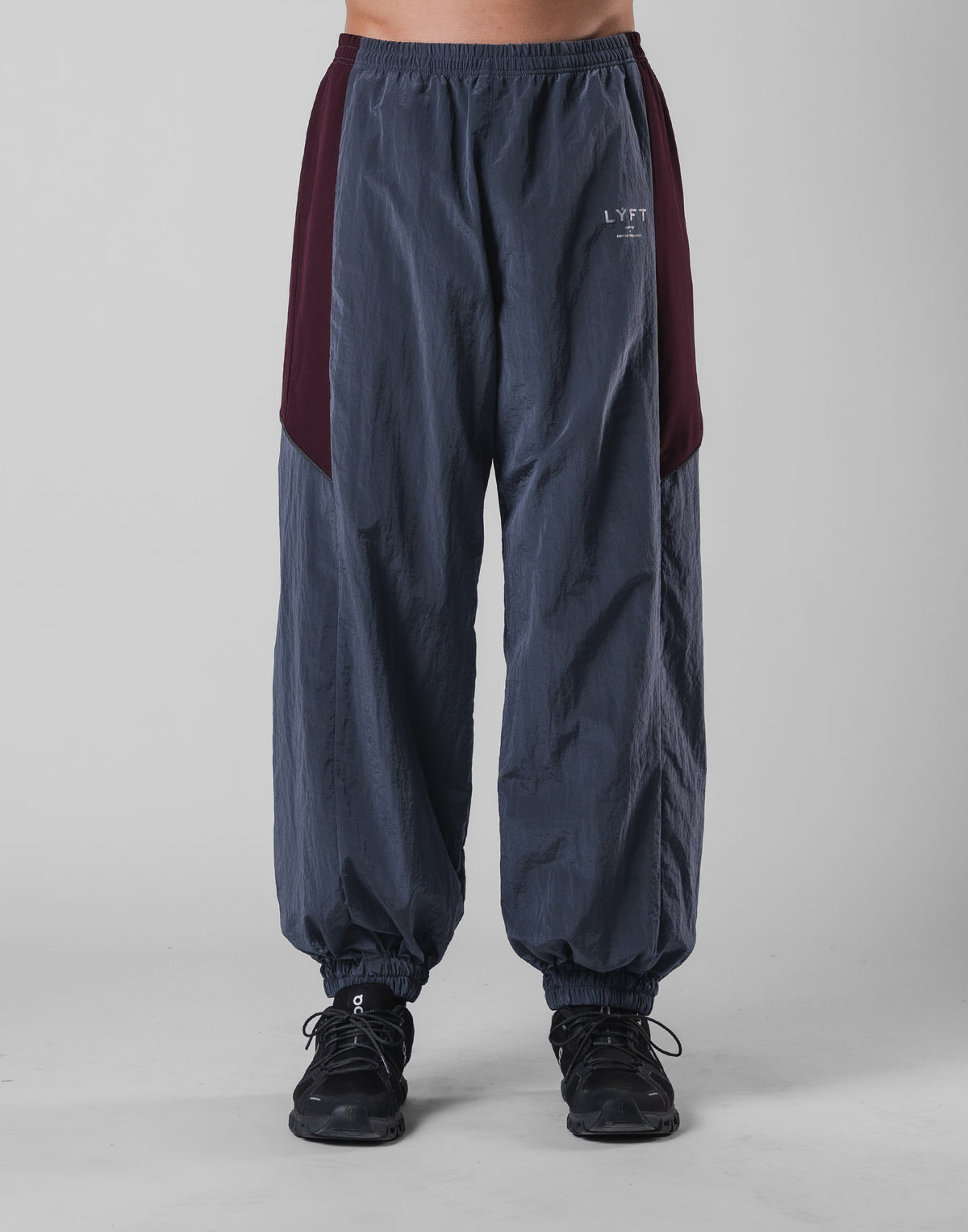 V-Form Wide Track Pants - D.Grey