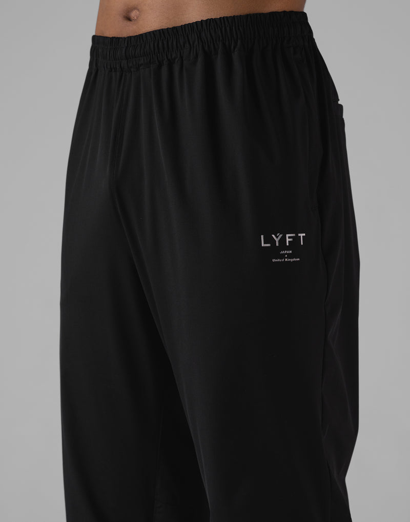 未使用　LYFT ブラック ストレッチパンツS Stretch Nylon Straight Long Pants - Black – LÝFT