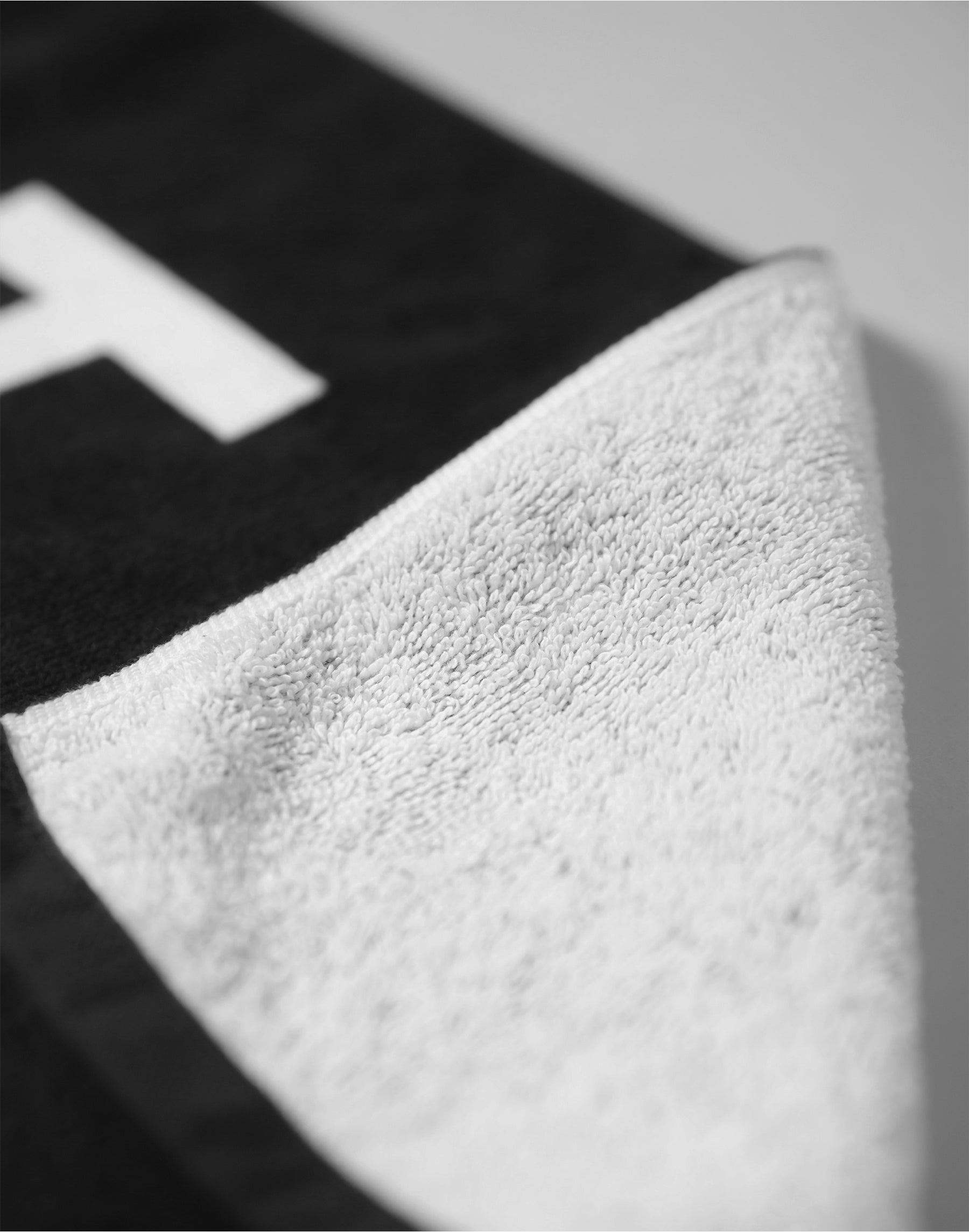 LÝFT Logo Towel - Black