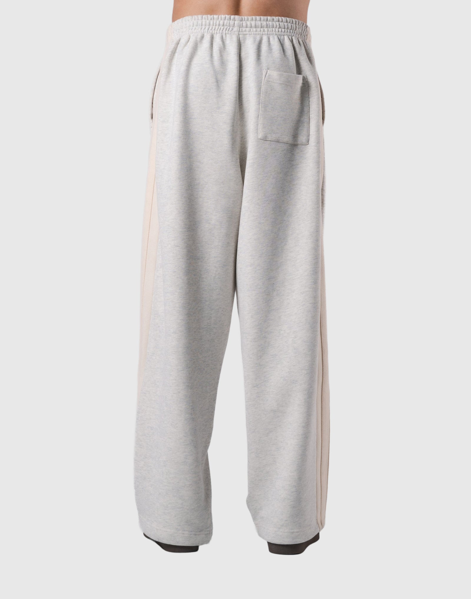 LYFT L 2LINE Wide トラックパンツ　値下げ交渉OK 今日中 2Line Wide Sweat Pants - Grey – LÝFT