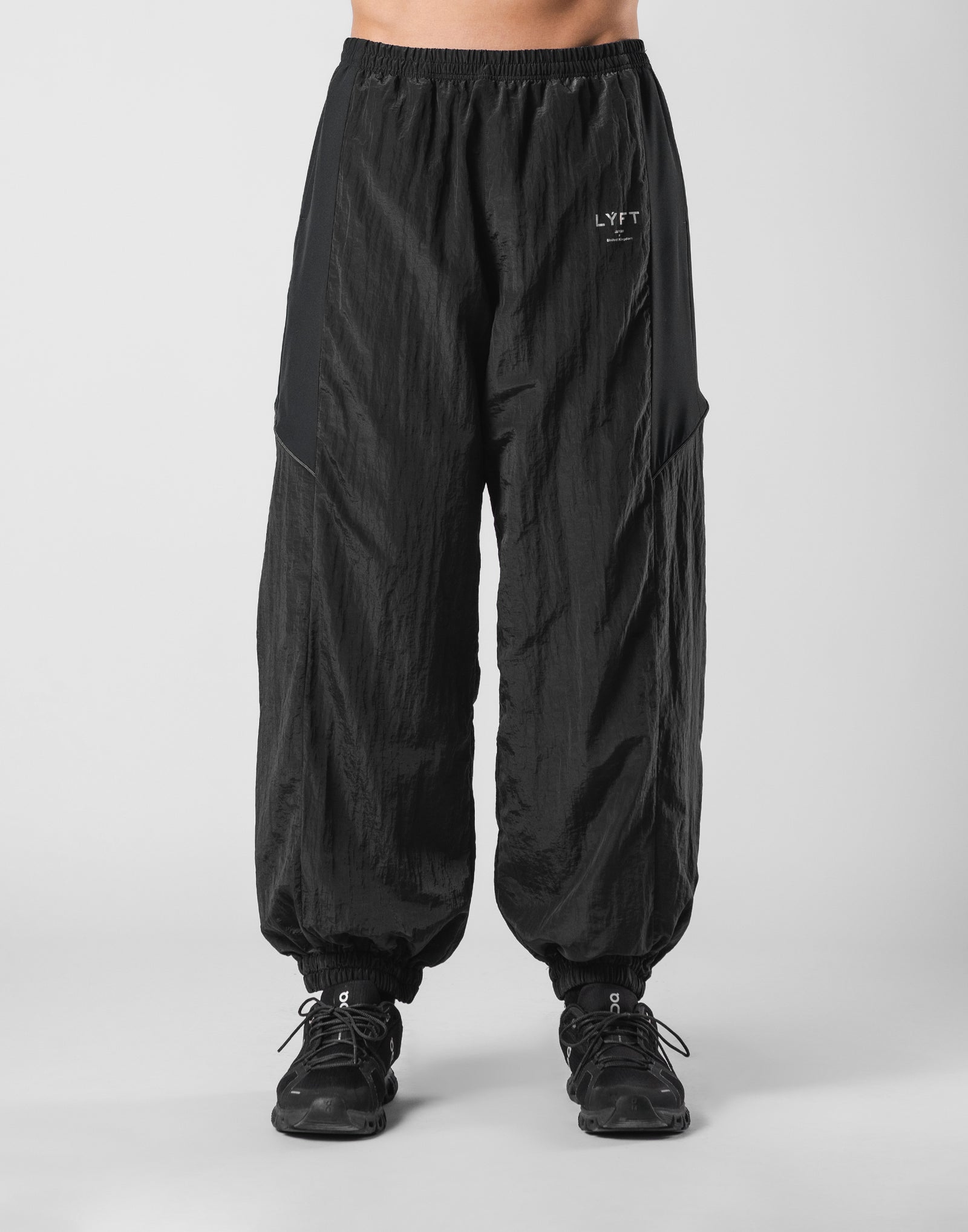 LYFT トラックパンツ 初期型 L 2Line Adjustable Wide Track Pants - Black – LÝFT