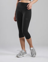 LÝFT Logo Capri Leggings - Black