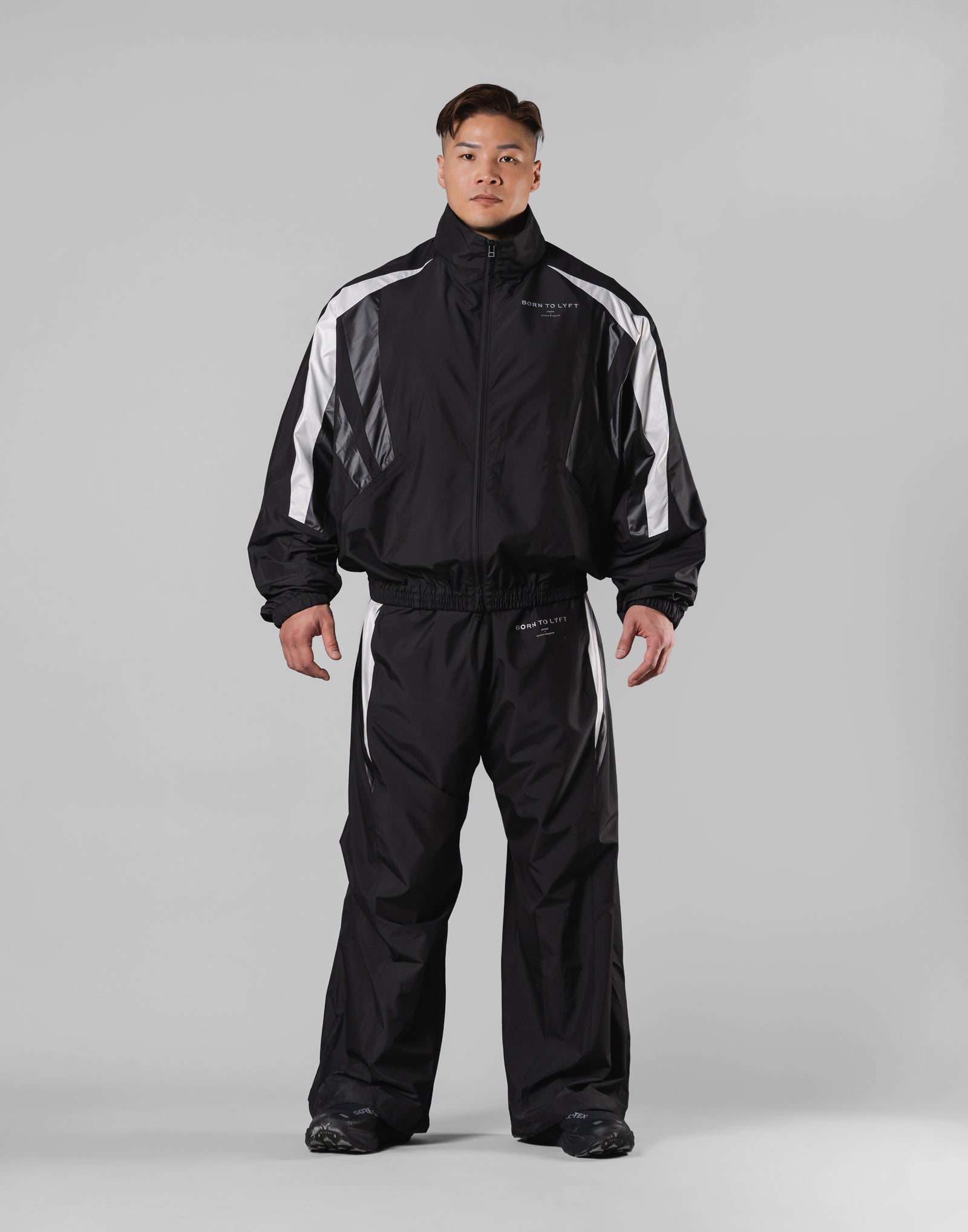 2Line Oversize Track Jacket V.3 - Black – LÝFT