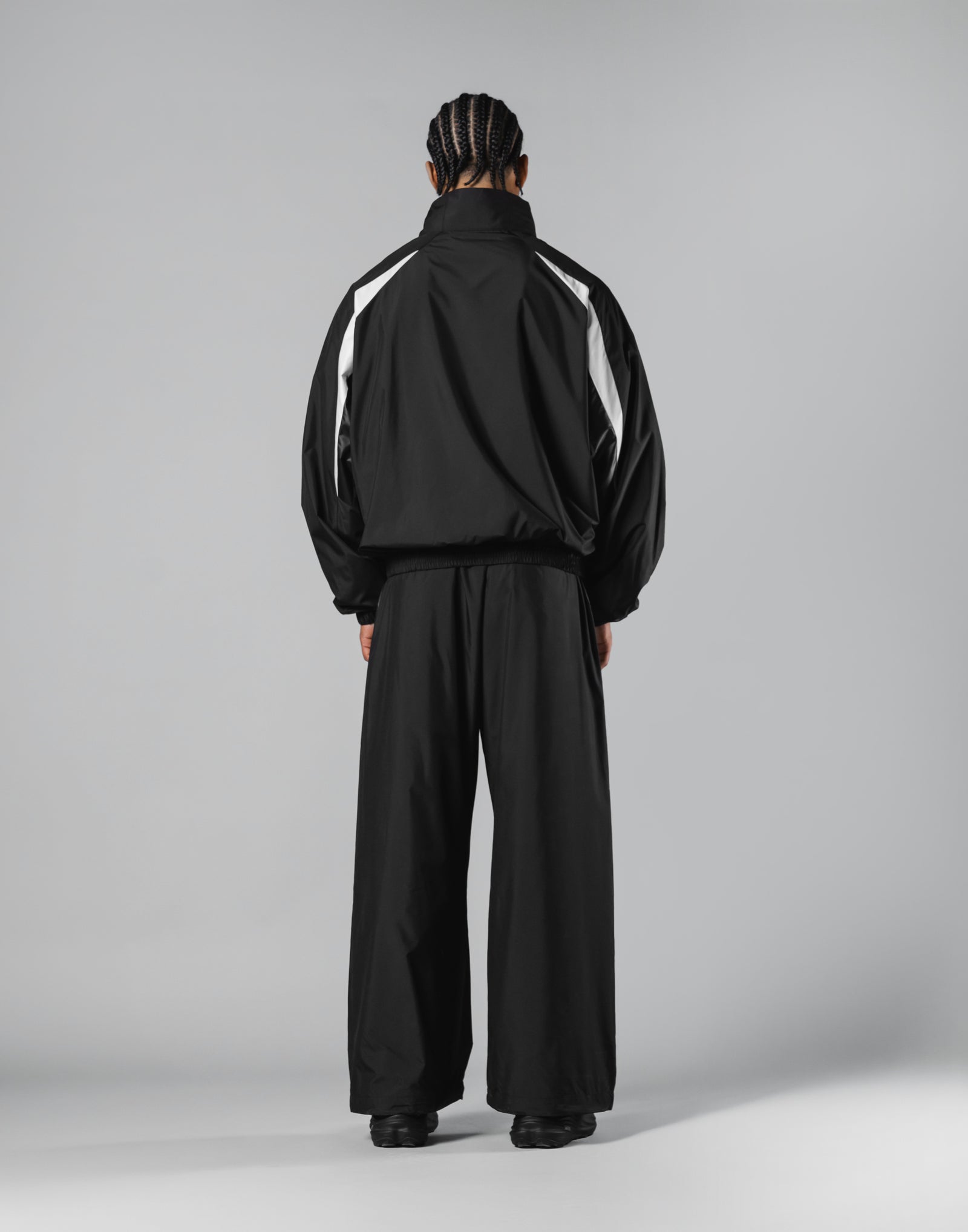 2Line Oversize Track Jacket V.3 - Black – LÝFT