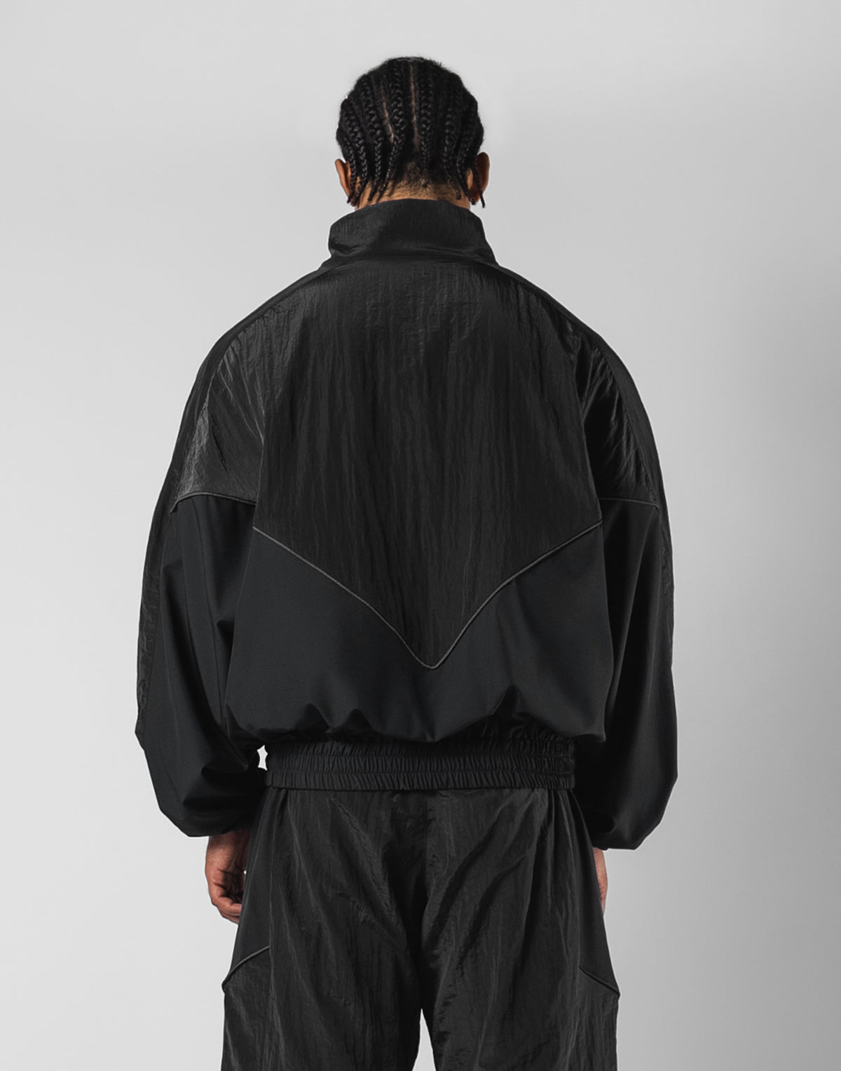 V-Form Oversize Track Jacket - Black
