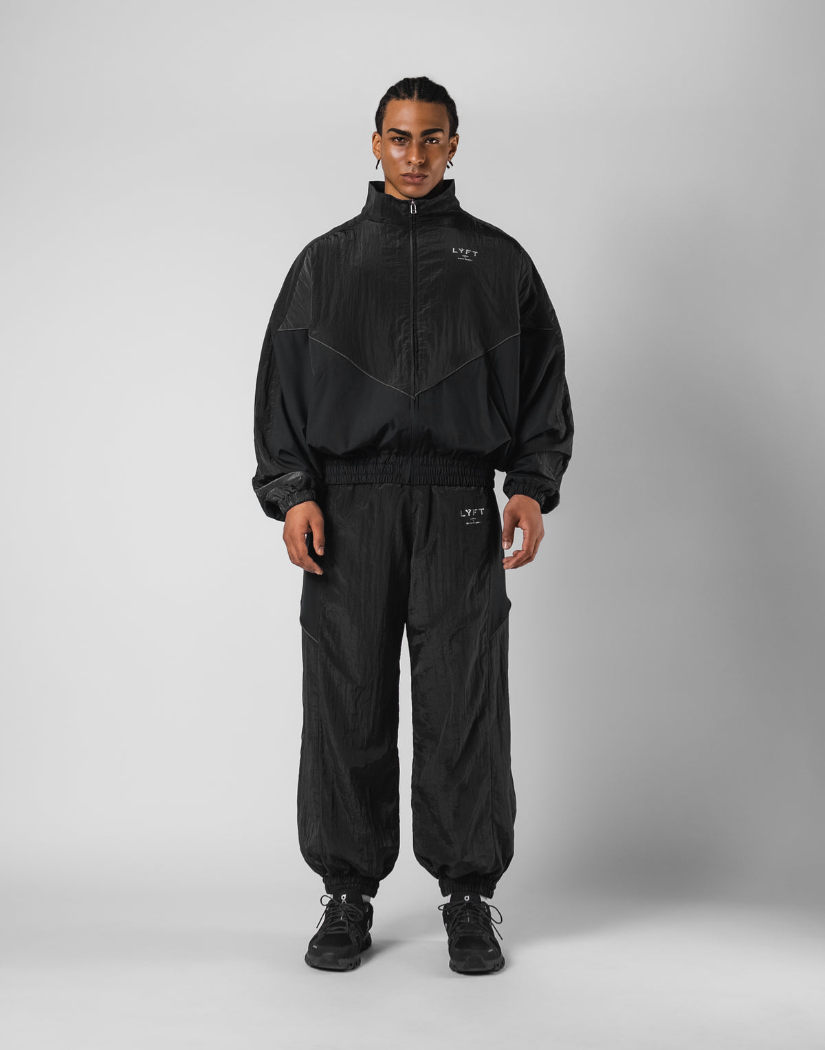 V-Form Oversize Track Jacket - Black