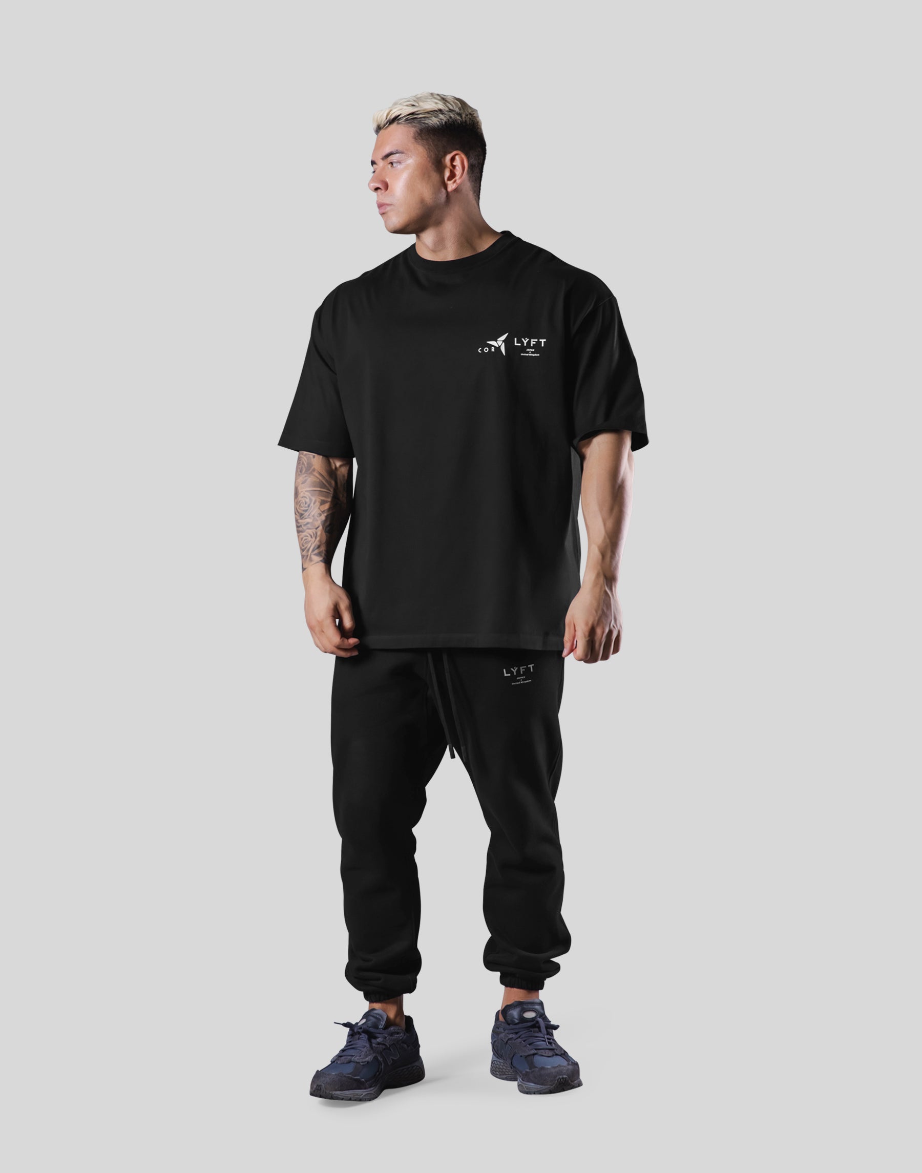 LÝFT × COR Limited Graphic Big T-Shirt - Black