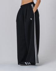 Two Line Slit Wide Pants - Black