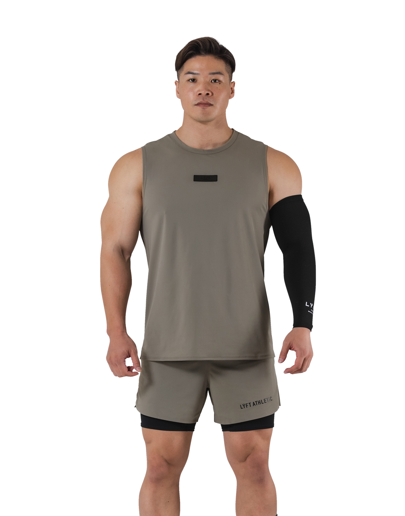 LYFT(タンクトップ4点)・veatm (短パン1点)計5点セット LYFT(タンクトップ LYFT(タンクトップ4点)・veatm (短パン1点)計5点セット LYFT(タンクトップ