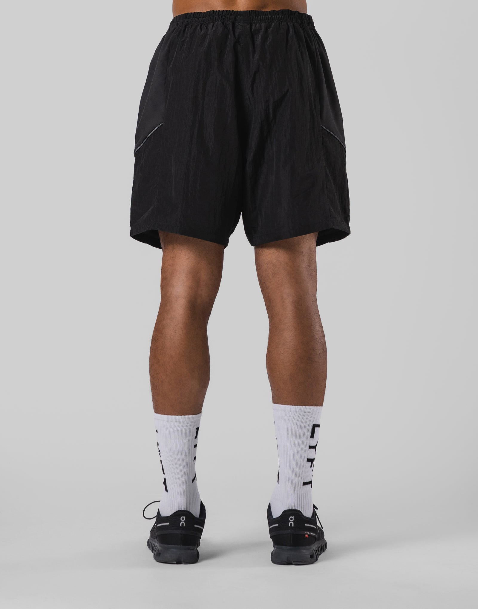 V-Form Wide Shorts - Black – LÝFT