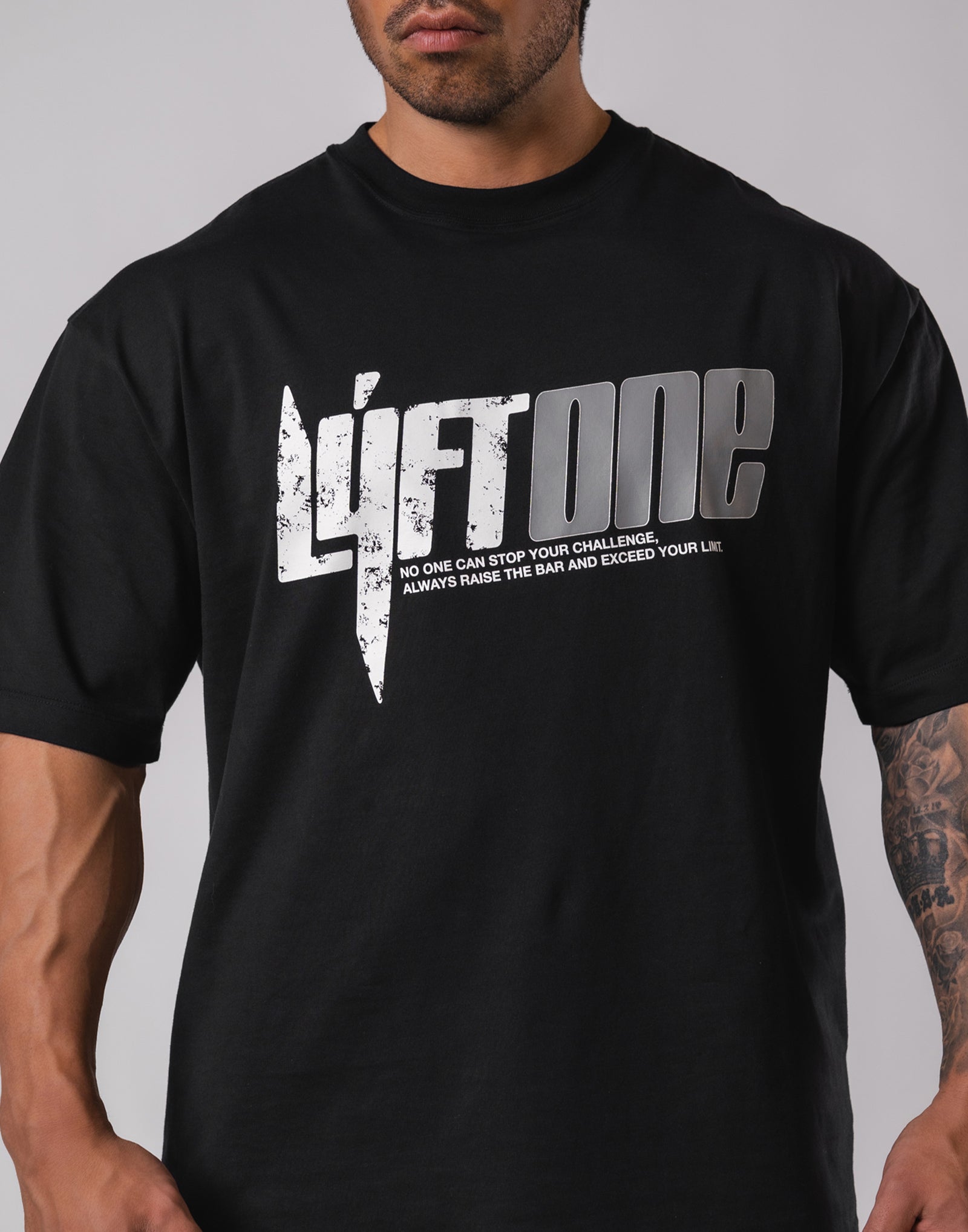LÝFT ONE Graphic Big T-Shirt - Black