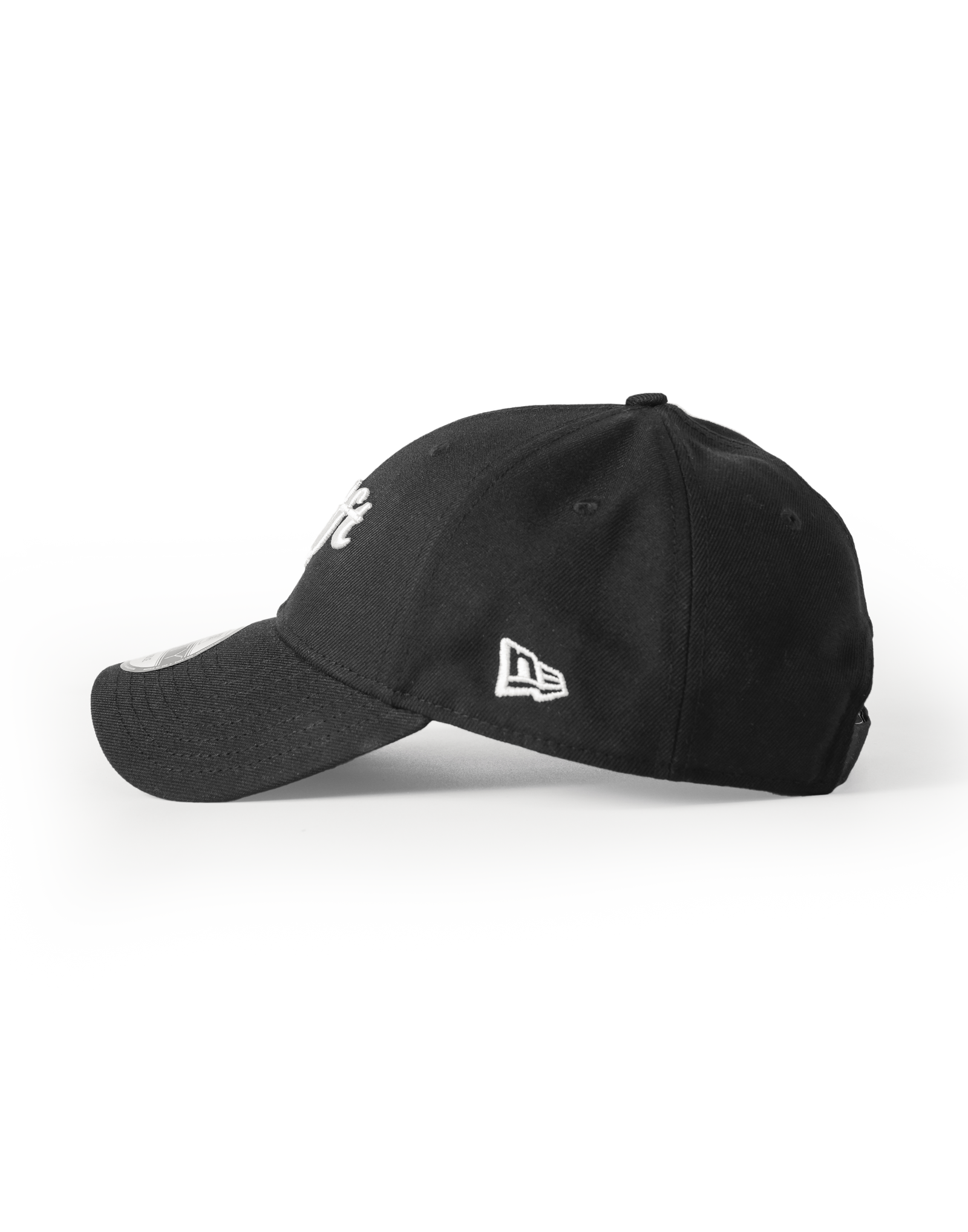 LÝFT × NEW ERA 9FORTY OLD Ý LOGO BK LÝFT × New Era 9Forty - Black