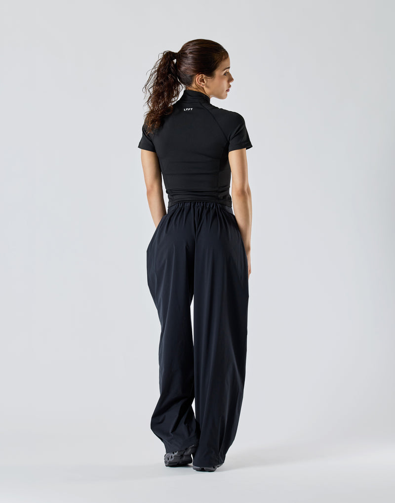 Cropped Slim Fit Short Sleeve Jacket - Black – LÝFT