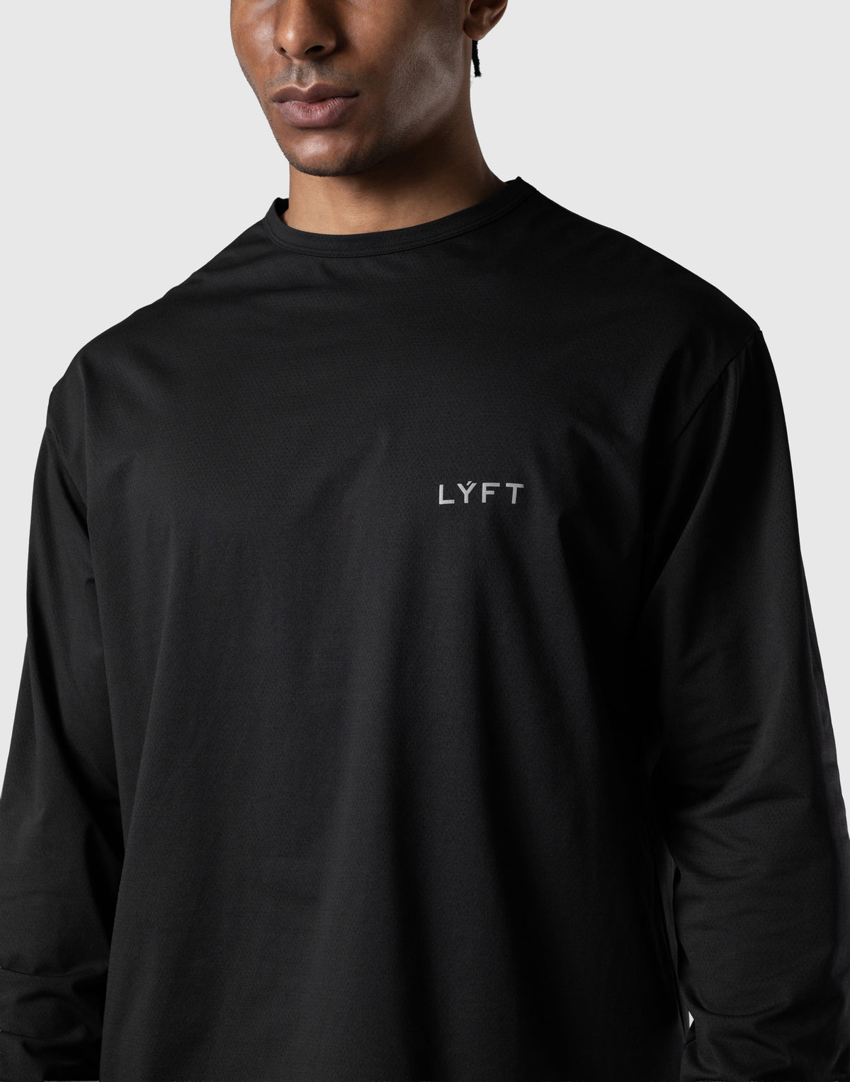 Reflector LÝFT Logo Mesh Long T-Shirt - Black