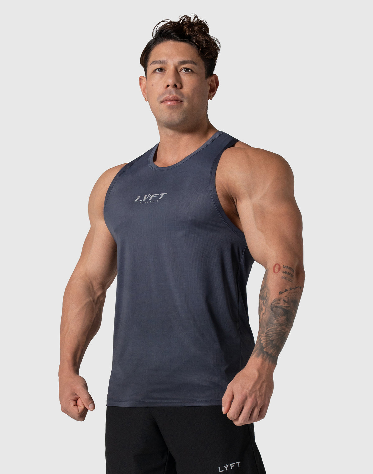 LÝFT Gradation Stretch Tanktop - Black