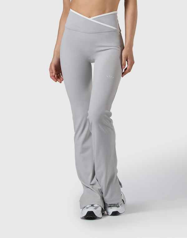 V-Form Wide Shorts - D.Grey – LÝFT