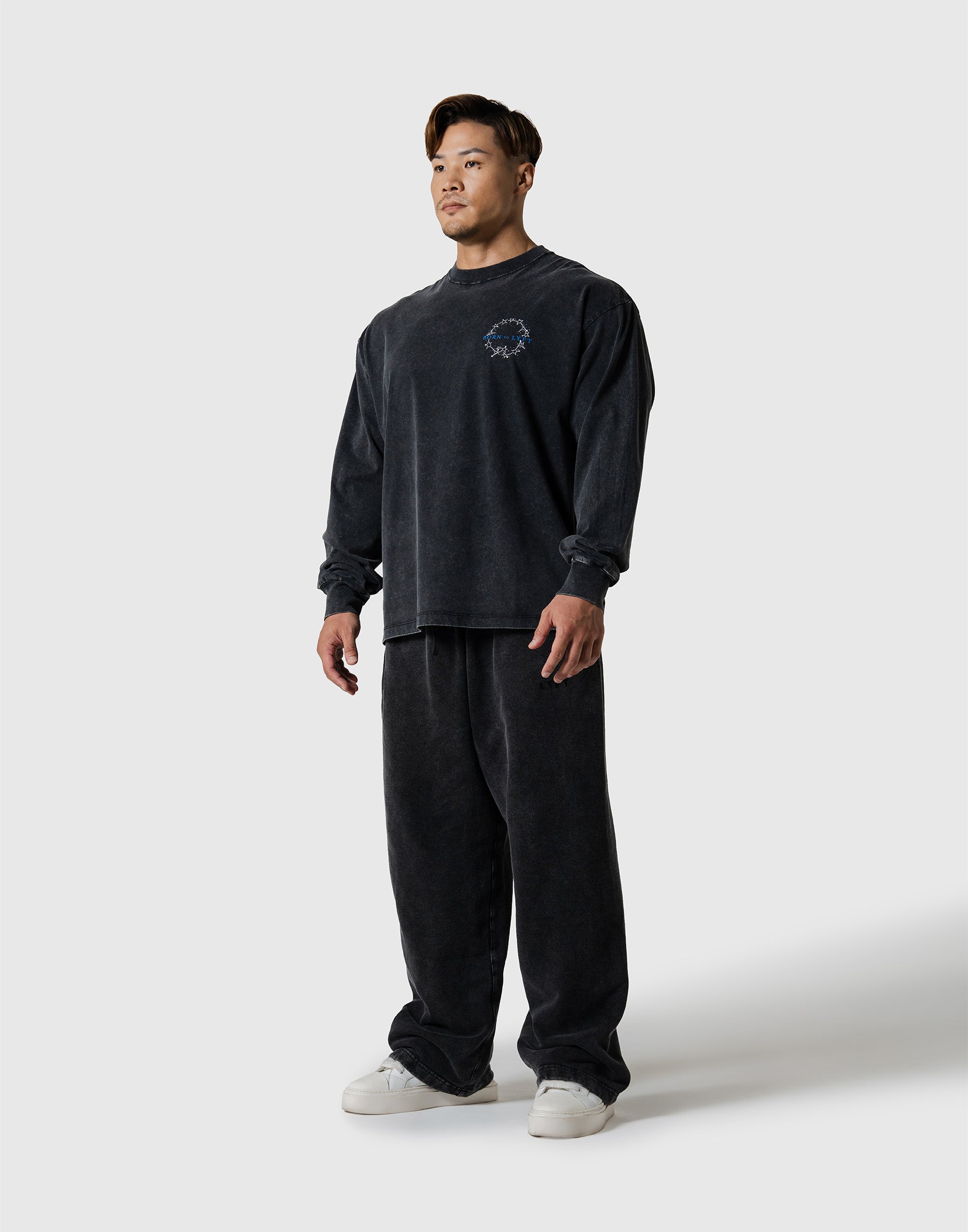 Orbit Script Logo Vintage Long Sleeve T-Shirt - Black – LÝFT