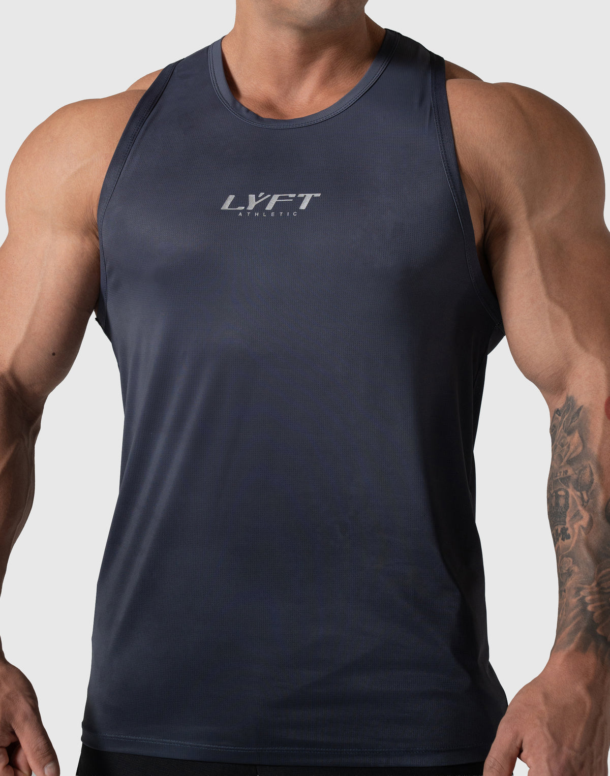 LÝFT Gradation Stretch Tanktop - Black