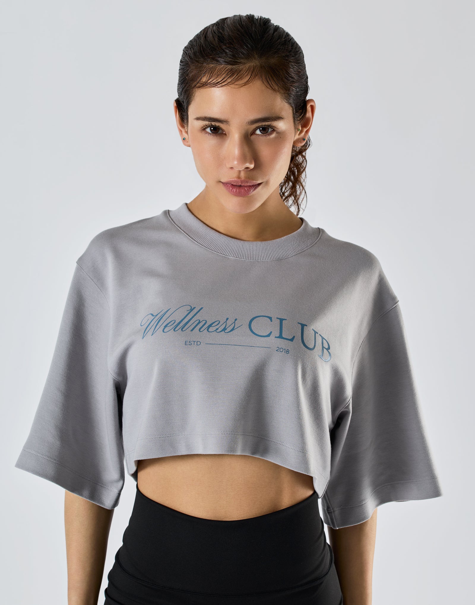Wellness Club Logo Cropped T-Shirt - Grey – LÝFT