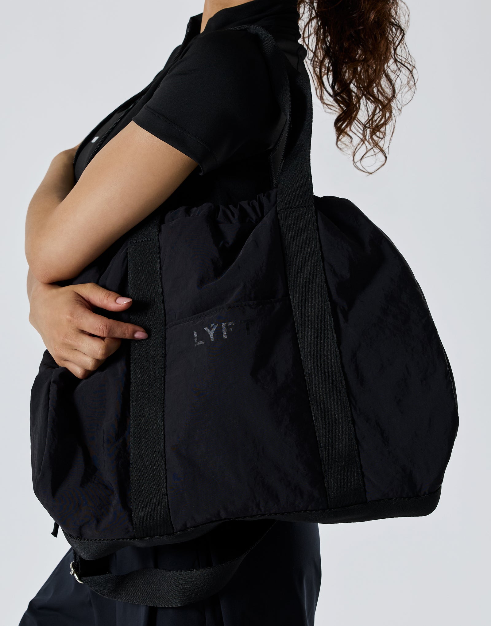 2Way Duffle Bag - Black – LÝFT