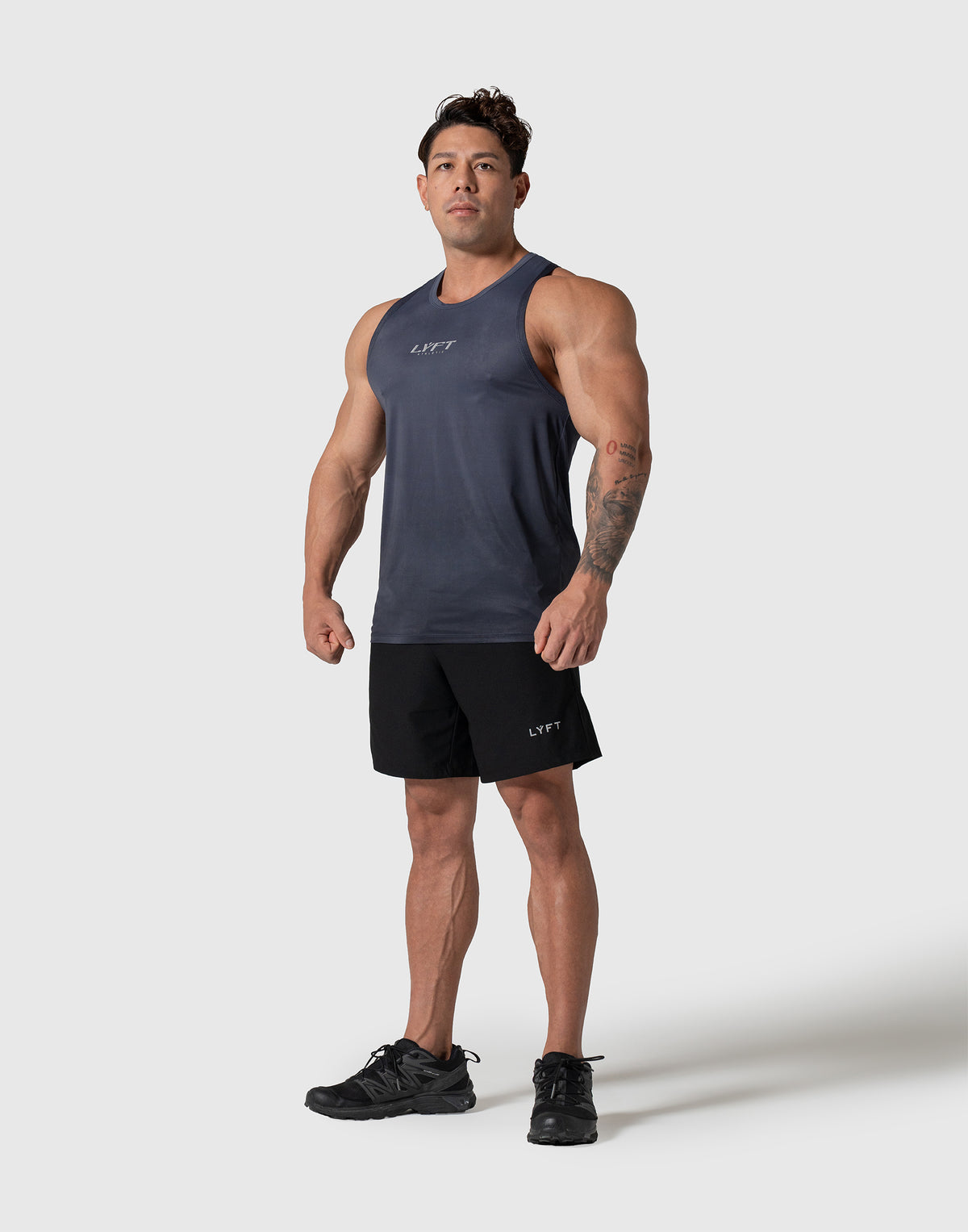 LÝFT Gradation Stretch Tanktop - Black